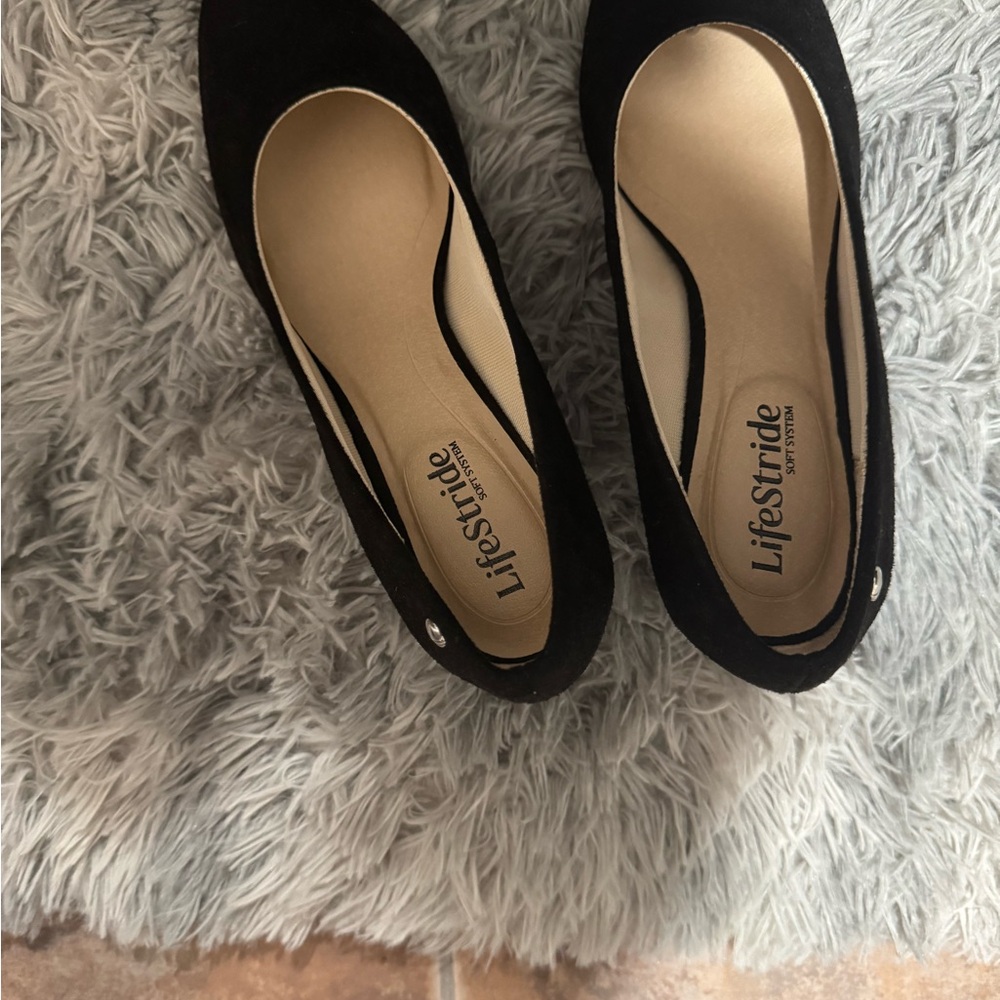 Life Stride Women's Classic Black Loafers